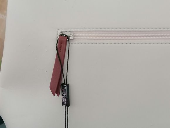 Beverly Hills Handbag New handles strap pockets lightweight tactile very pretty - Picture 14 of 15